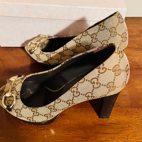 Slightly used - Picture 2 of 2